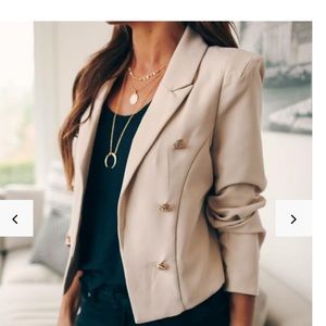 NWT Cropped Blazer - Beige